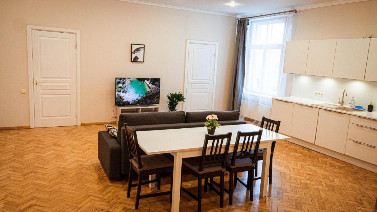 Holberg Apartment รีกา ภายนอก รูปภาพ